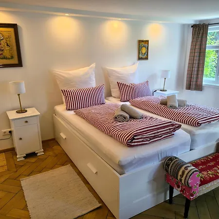 Apartment Resl - Geschmackvoll Renoviert&zentral Im Historischen Schindelhaus